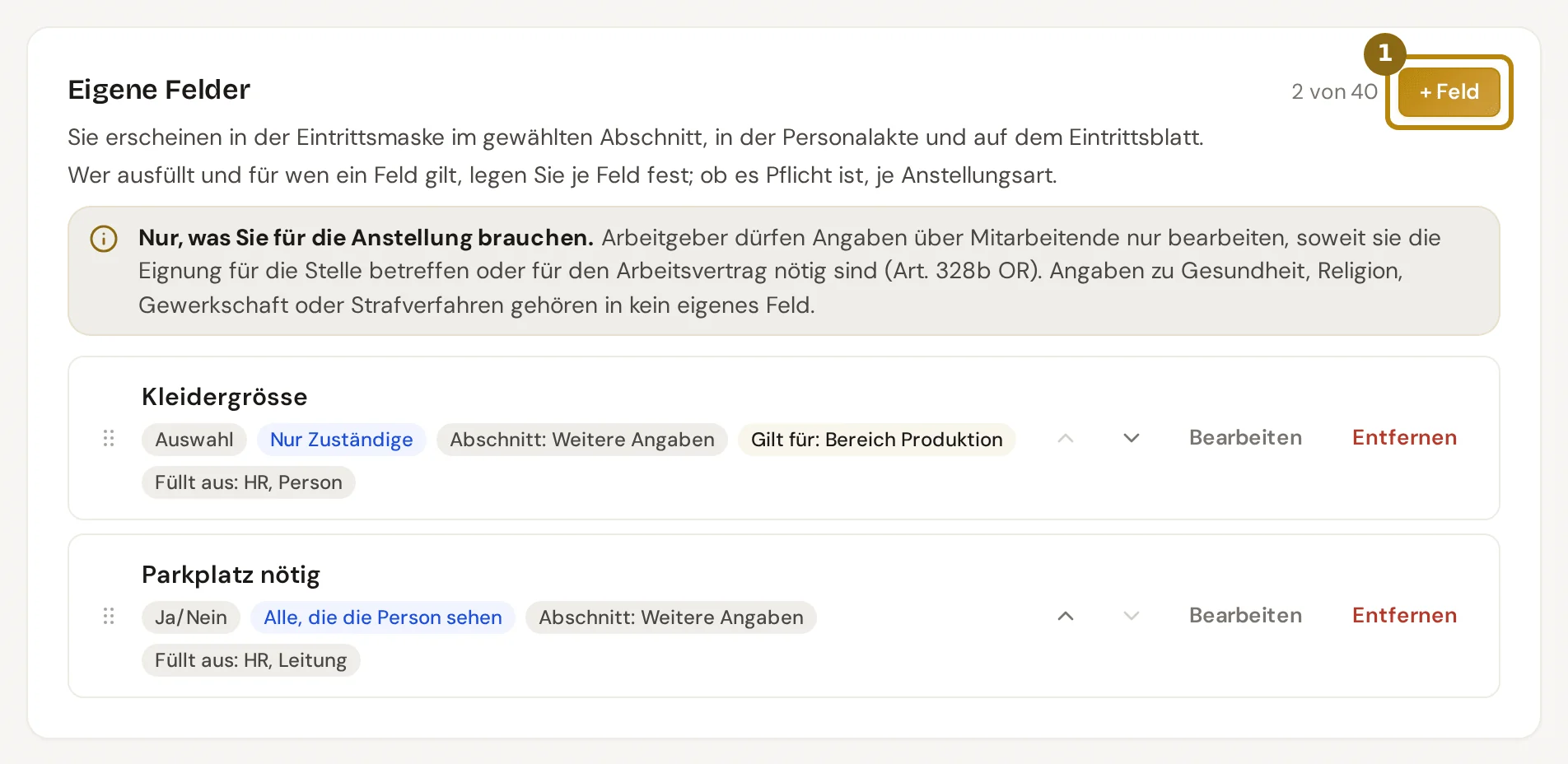 Seite Erfassungsformulare mit der Wahl zwischen Eintritt und Austritt, dem Hinweis zum Zweck und dem Knopf plus Feld