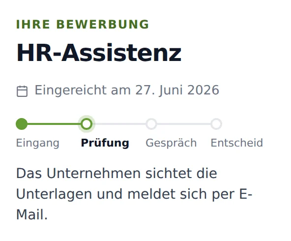Kopf des Statusportals auf dem Handy mit Stellentitel, Eingangsdatum und den vier Stufen Eingang, Prüfung, Gespräch und Entscheid samt Satz zum nächsten Schritt